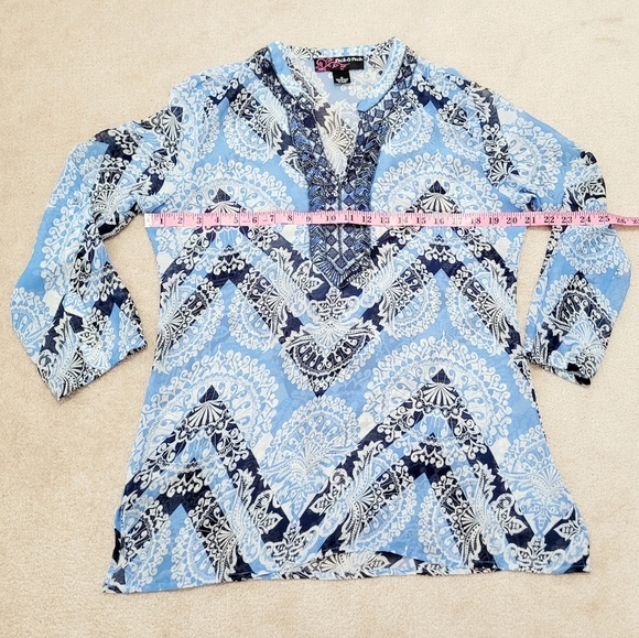Peck & Peck Women's Blouse Size M Blue White Paisley Tunic Top Boho Embroidered - Picture 9 of 12